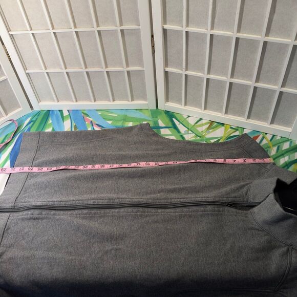 Tommy Bahama Flipshore Full Zip Vest - Picture 7 of 12